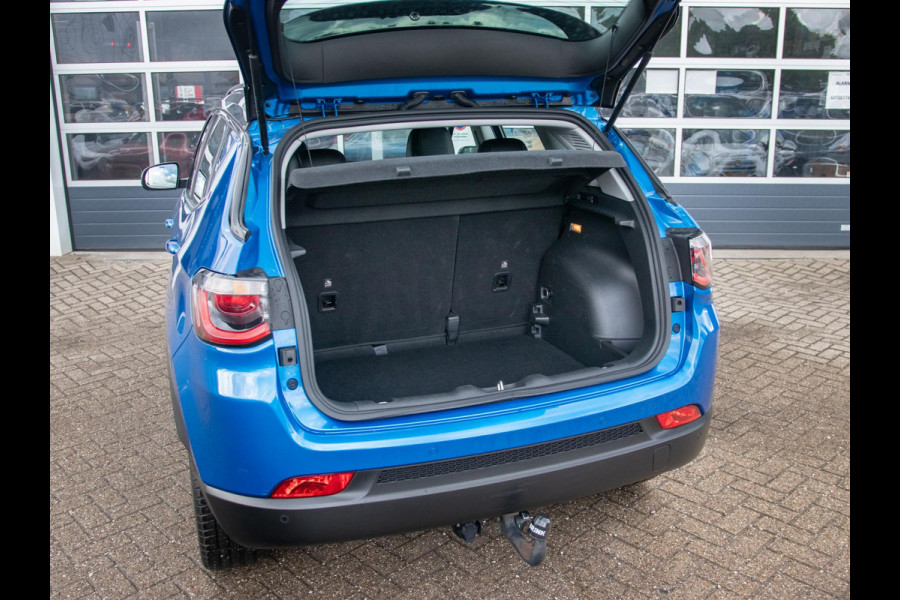Jeep Compass 1.3T Night Eagle Liberty Edition | Trekhaak | Clima | Navi | Carplay | Camera | PDC | 19"