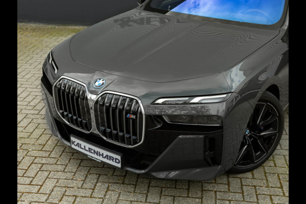BMW i7 M70 xDrive 106kWh - Executive Drive Pro - Sky Lounge - Individual Interieur
