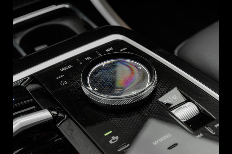 BMW i7 M70 xDrive 106kWh - Executive Drive Pro - Sky Lounge - Individual Interieur