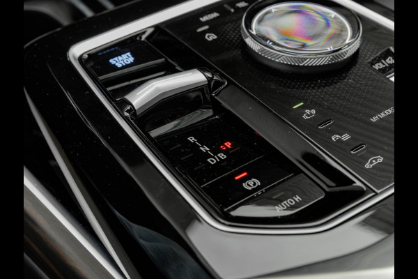 BMW i7 M70 xDrive 106kWh - Executive Drive Pro - Sky Lounge - Individual Interieur