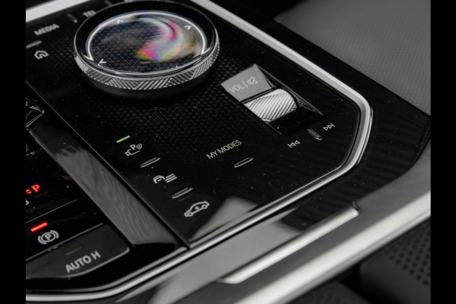 BMW i7 M70 xDrive 106kWh - Executive Drive Pro - Sky Lounge - Individual Interieur