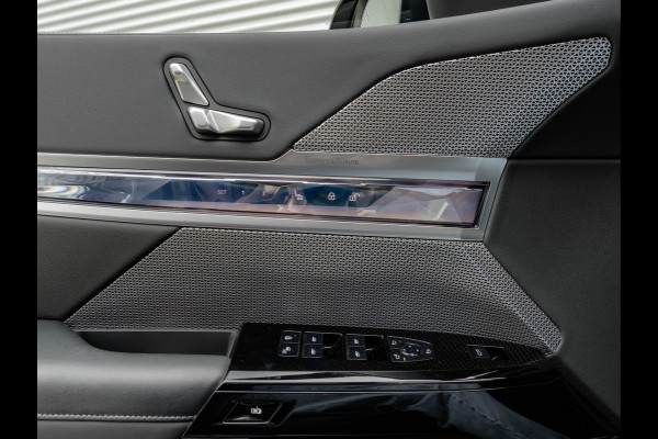BMW i7 M70 xDrive 106kWh - Executive Drive Pro - Sky Lounge - Individual Interieur