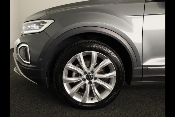 Volkswagen T-Roc 1.5 TSI R-Line Business | Achteruitrijcamera | Ergo Stoelen | Stoelverwarming | Elektrische achterklep |