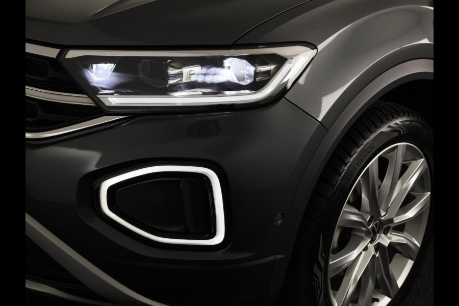 Volkswagen T-Roc 1.5 TSI R-Line Business | Achteruitrijcamera | Ergo Stoelen | Stoelverwarming | Elektrische achterklep |