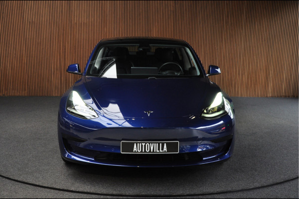 Tesla Model 3 Autopilot ACC Stuurverwarm. Afneemb. trekhaak PDC Leer Navi Panoramadak 360° Elektr. achterklep Stoelverwarming voor & achter Climate voor & achter LM velgen BTW auto!