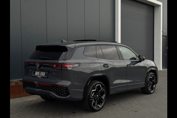 Volkswagen Tayron 1.5 eHybrid R-Line Edition