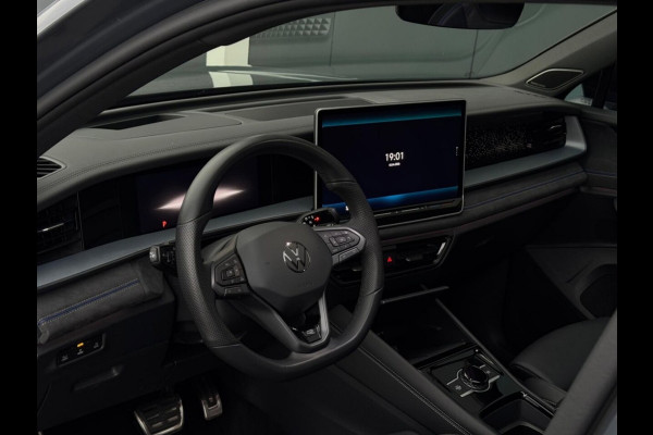 Volkswagen Tayron 1.5 eHybrid R-Line Edition