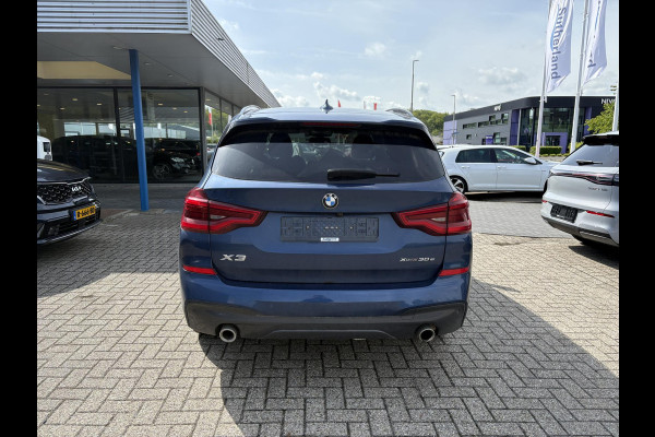 BMW X3 xDrive30e M Sport | M pakket | Trekhaak | Sportstoelen | Stoelverwarming | 360 graden camera | Led koplampen | Head up Display