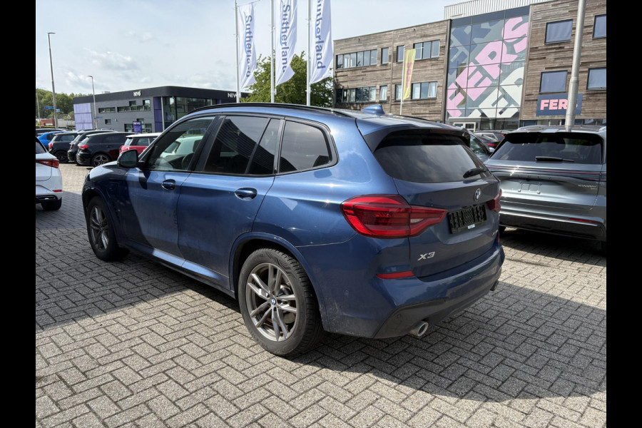 BMW X3 xDrive30e M Sport | M pakket | Trekhaak | Sportstoelen | Stoelverwarming | 360 graden camera | Led koplampen | Head up Display