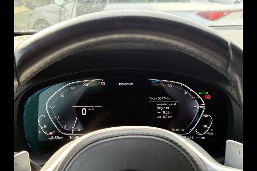 BMW X3 xDrive30e M Sport | M pakket | Trekhaak | Sportstoelen | Stoelverwarming | 360 graden camera | Led koplampen | Head up Display