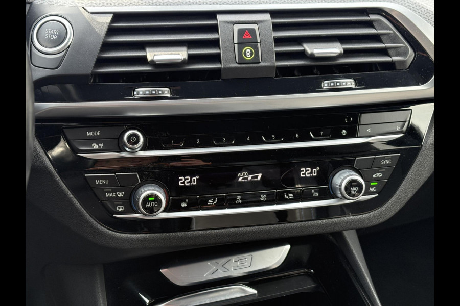 BMW X3 xDrive30e M Sport | M pakket | Trekhaak | Sportstoelen | Stoelverwarming | 360 graden camera | Led koplampen | Head up Display