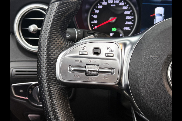 Mercedes-Benz GLC 300 e 4MATIC Business Solution AMG Inclusief 24 maanden Mercedes-Benz Certified garantie voor Europa.