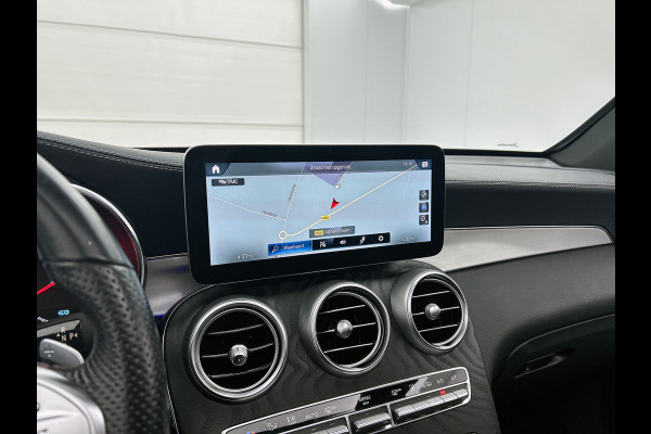 Mercedes-Benz GLC 300 e 4MATIC Business Solution AMG Inclusief 24 maanden Mercedes-Benz Certified garantie voor Europa.