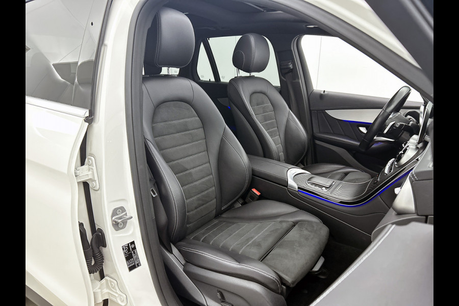Mercedes-Benz GLC 300 e 4MATIC Business Solution AMG Inclusief 24 maanden Mercedes-Benz Certified garantie voor Europa.