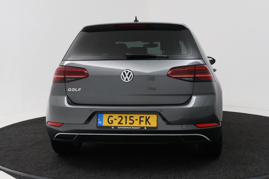 Volkswagen Golf 1.0 TSI Comfortline Business (NAVIGATIE, STOELVERWARMING, PARKEERSENSOREN, CLIMA, GOED ONDERHOUDEN)