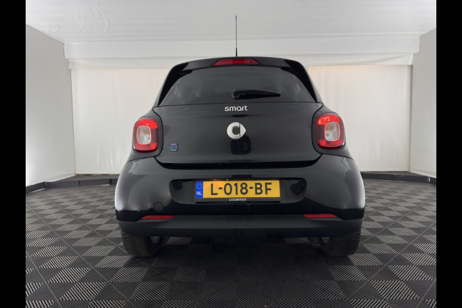 Smart Forfour EQ Essential 18 kWh [ 3-Fase ] (INCL.BTW) *LEATHER | HEATED-COMFORTSEATS | PRIVACY-GLASS | AIRCO | CRUISE | 15''ALU*