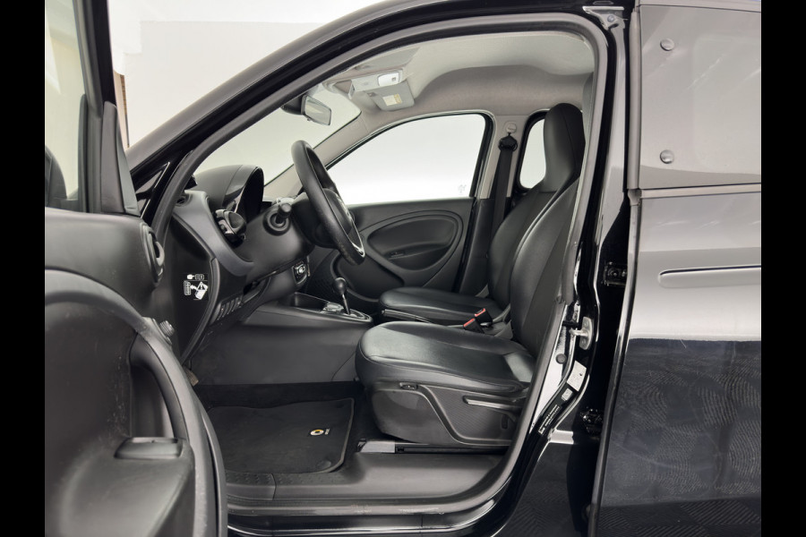 Smart Forfour EQ Essential 18 kWh [ 3-Fase ] (INCL.BTW) *LEATHER | HEATED-COMFORTSEATS | PRIVACY-GLASS | AIRCO | CRUISE | 15''ALU*