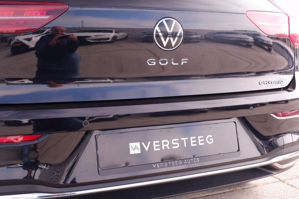 Volkswagen Golf 1.4 eHybrid Style | Carplay | Camera | Memory | Navi | Sfeerverlichting | LED