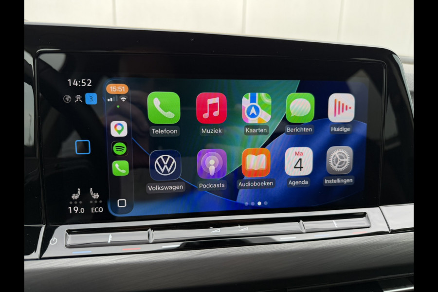 Volkswagen Golf 1.4 eHybrid Style | Carplay | Camera | Memory | Navi | Sfeerverlichting | LED