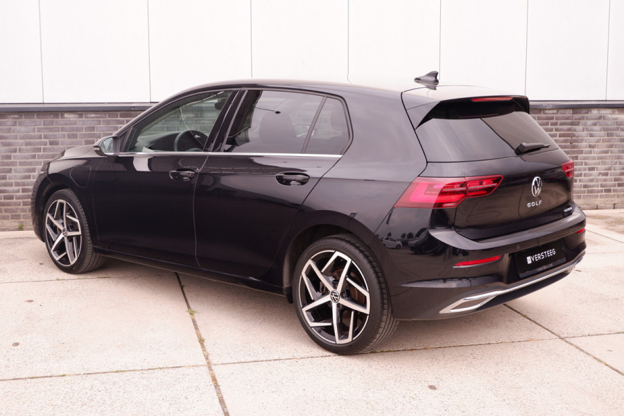 Volkswagen Golf 1.4 eHybrid Style | Carplay | Camera | Memory | Navi | Sfeerverlichting | LED