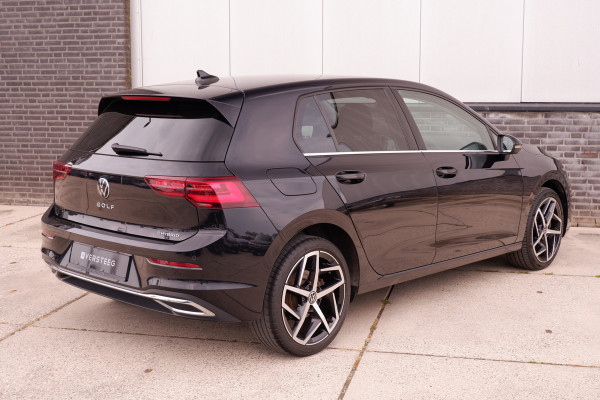 Volkswagen Golf 1.4 eHybrid Style | Carplay | Camera | Memory | Navi | Sfeerverlichting | LED
