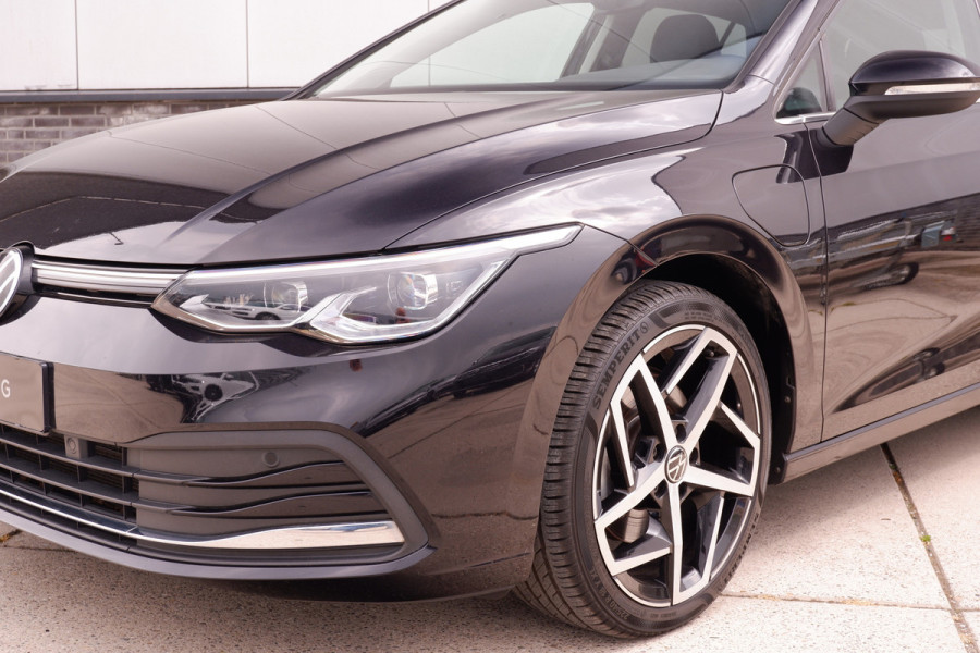 Volkswagen Golf 1.4 eHybrid Style | Carplay | Camera | Memory | Navi | Sfeerverlichting | LED