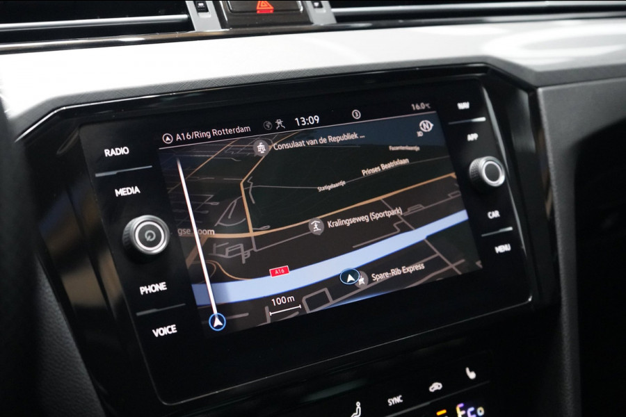 Volkswagen Passat Variant 1.4 TSI PHEV GTE | PANO | ACC | STOELVERWARMING