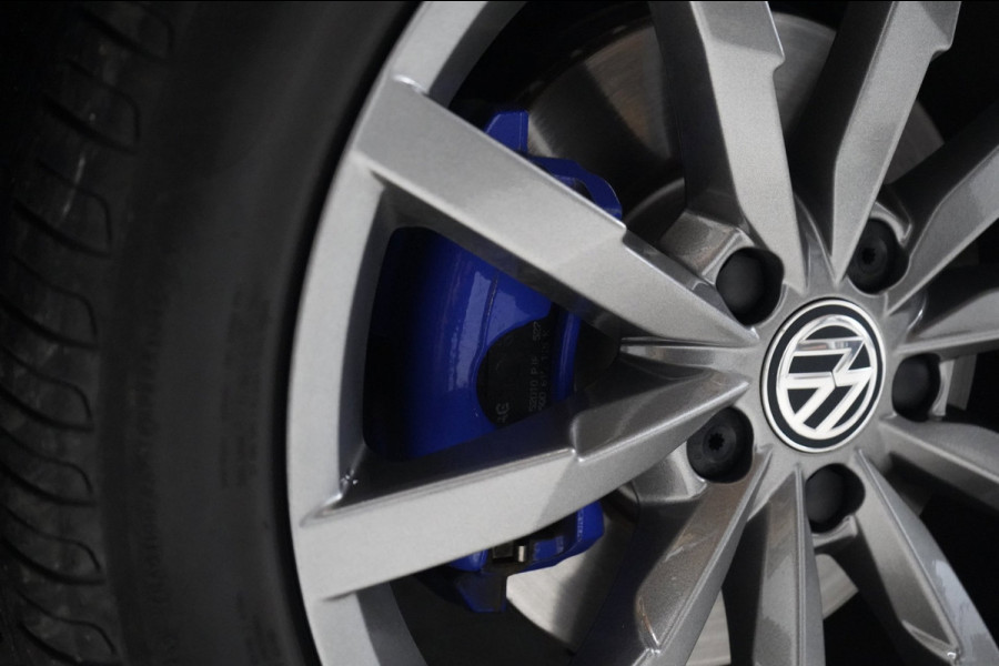 Volkswagen Passat Variant 1.4 TSI PHEV GTE | PANO | ACC | STOELVERWARMING