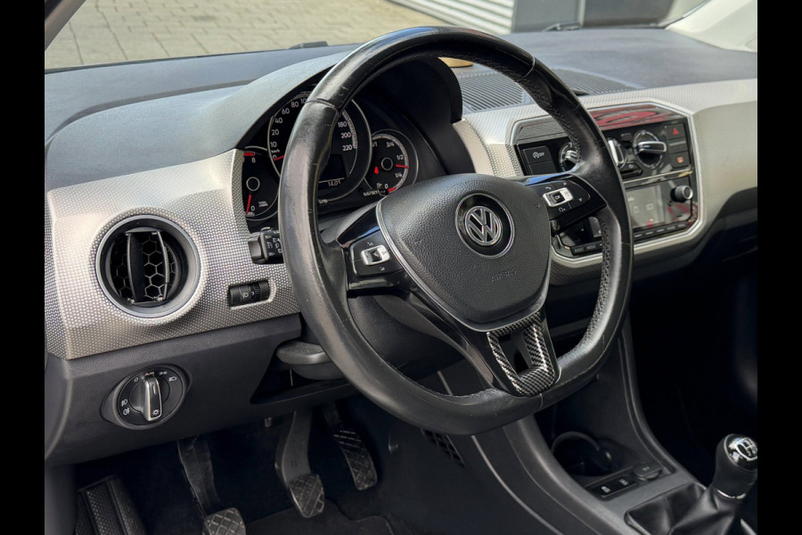 Volkswagen up! 1.0 BMT high up! 5Drs - 89.000 KM I Airco I Sport velgen I LED I PDC I Comfort pakket I Achteruitrij Camera