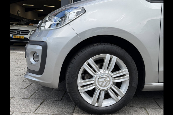 Volkswagen up! 1.0 BMT high up! 5Drs - 89.000 KM I Airco I Sport velgen I LED I PDC I Comfort pakket I Achteruitrij Camera