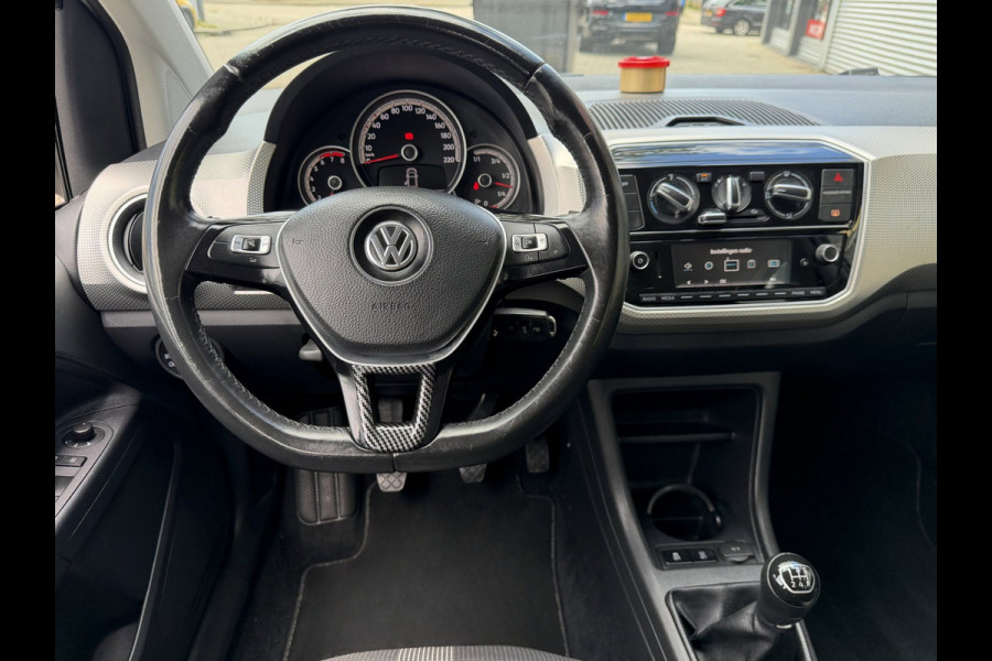 Volkswagen up! 1.0 BMT high up! 5Drs - 89.000 KM I Airco I Sport velgen I LED I PDC I Comfort pakket I Achteruitrij Camera