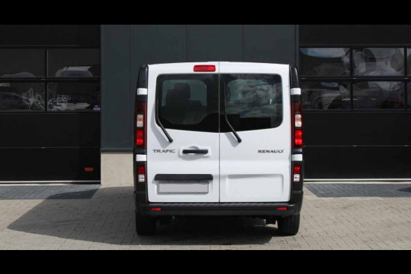 Renault Trafic Passenger 2.0 dCi 120PK Grand Life 9 Persoons Airco | Cruise | Navi