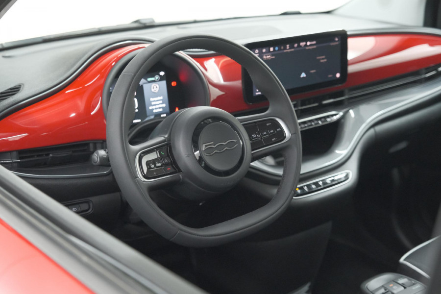Fiat 500 Urban 42 kWh | SOH 97,9% | 3 Fase | Camera | Apple Carplay | Keyless start