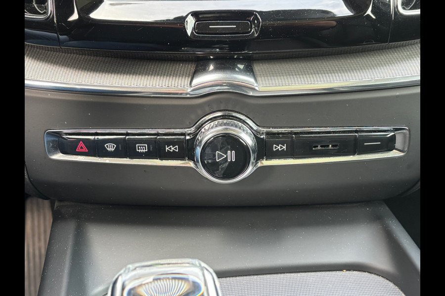 Volvo XC60 2.0 Recharge T6 AWD Inscription | Pano | Ventilatie | BTW