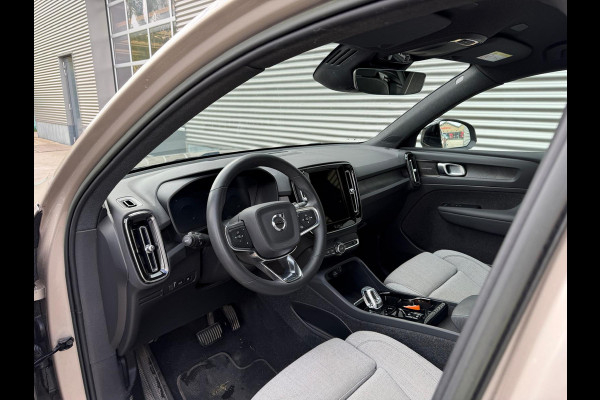 Volvo XC40 T4 Plug-in Hybrid Plus Dark Parkeercamera Stoelverwarming 211pk