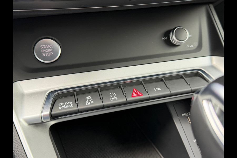 Audi Q3 Sportback 35 TFSI Pro Line S | Automaat 150Pk | Carplay Navi | Climate | Camera | Cruise | 20".