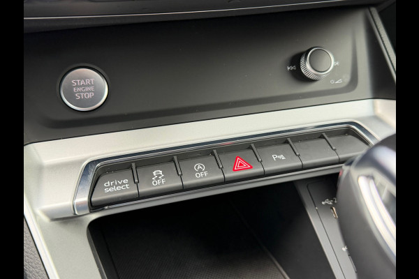 Audi Q3 Sportback 35 TFSI Pro Line S | Automaat 150Pk | Carplay Navi | Climate | Camera | Cruise | 20".