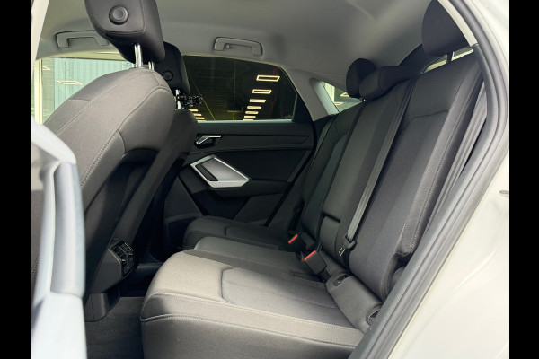 Audi Q3 Sportback 35 TFSI Pro Line S | Automaat 150Pk | Carplay Navi | Climate | Camera | Cruise | 20".