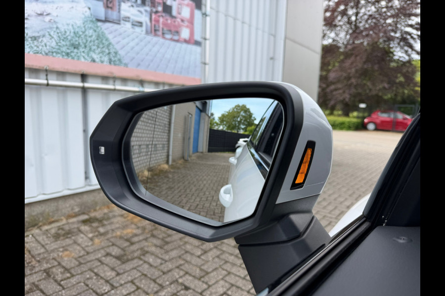 Audi Q3 Sportback 35 TFSI Pro Line S | Automaat 150Pk | Carplay Navi | Climate | Camera | Cruise | 20".