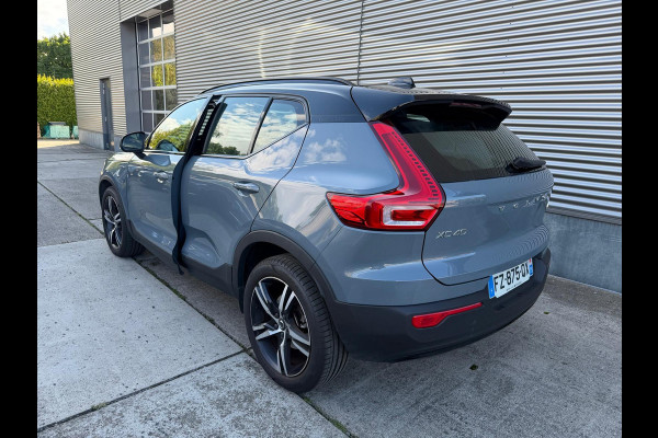 Volvo XC40 T5 Aut. Plug-in Hybrid R-Design Parkassist Keyless 262pk