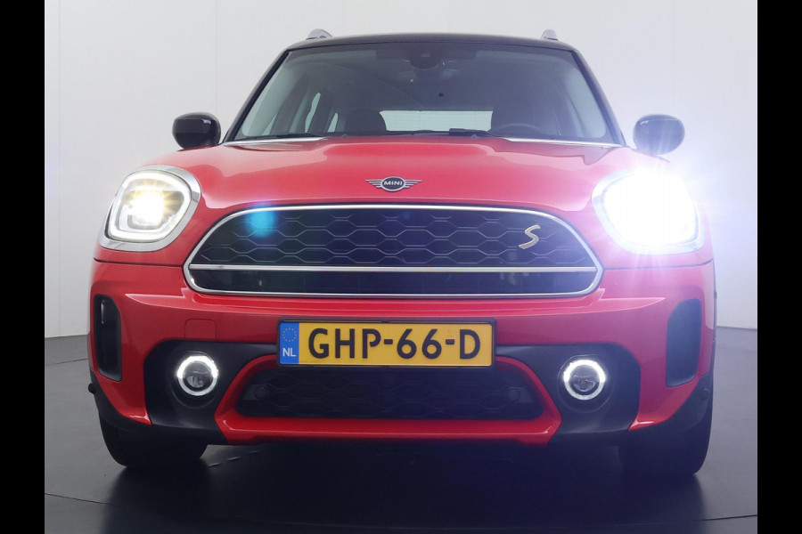 MINI Countryman 1.5 Cooper S E ALL4 Classic VAN: 26.900,- VOOR: 24.770,- UW WKVOORDEEL: 2.130,- | SPORTSTOELEN | AFN. TREKHAAK | 4X4 | STOELVERWARMING|