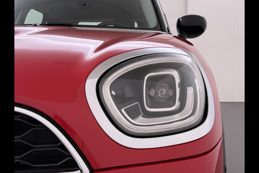 MINI Countryman 1.5 Cooper S E ALL4 Classic VAN: 26.900,- VOOR: 24.770,- UW WKVOORDEEL: 2.130,- | SPORTSTOELEN | AFN. TREKHAAK | 4X4 | STOELVERWARMING|