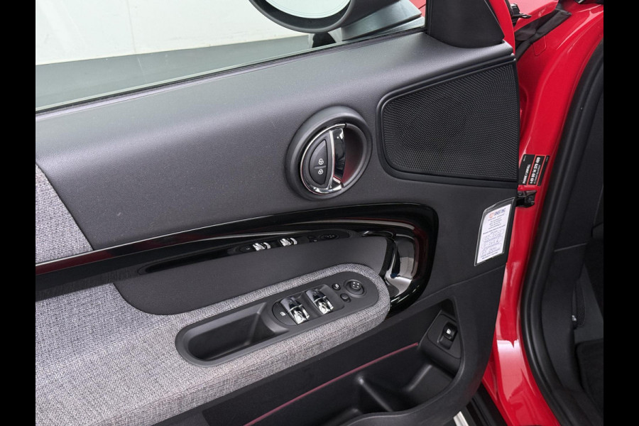 MINI Countryman 1.5 Cooper S E ALL4 Classic VAN: 26.900,- VOOR: 24.770,- UW WKVOORDEEL: 2.130,- | SPORTSTOELEN | AFN. TREKHAAK | 4X4 | STOELVERWARMING|