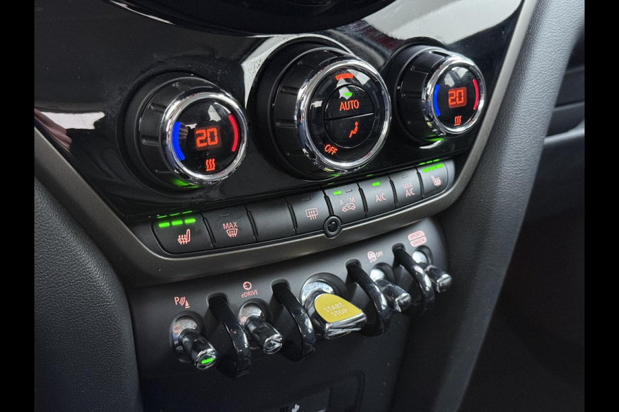 MINI Countryman 1.5 Cooper S E ALL4 Classic VAN: 26.900,- VOOR: 24.770,- UW WKVOORDEEL: 2.130,- | SPORTSTOELEN | AFN. TREKHAAK | 4X4 | STOELVERWARMING|