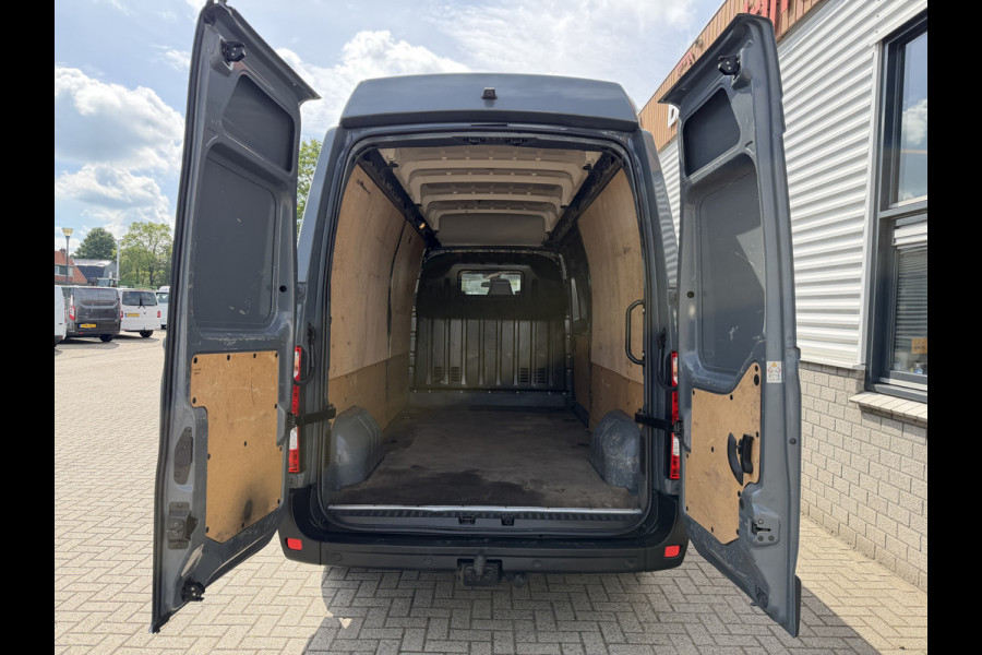 Renault Master T35 2.3 dCi 150pk L3H3 Energy Comfort / vaste prijs rijklaar € 21.950 ex btw / lease vanaf € 358 / ideaal voor camper ombouw / trekhaak / camera's rondom !
