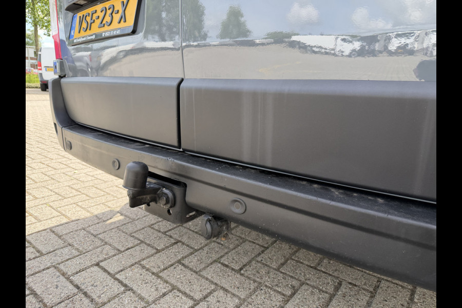 Renault Master T35 2.3 dCi 150pk L3H3 Energy Comfort / vaste prijs rijklaar € 21.950 ex btw / lease vanaf € 358 / ideaal voor camper ombouw / trekhaak / camera's rondom !