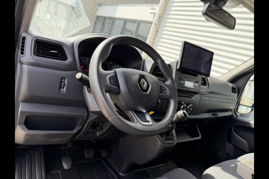 Renault Master T35 2.3 dCi 150pk L3H3 Energy Comfort / vaste prijs rijklaar € 21.950 ex btw / lease vanaf € 358 / ideaal voor camper ombouw / trekhaak / camera's rondom !