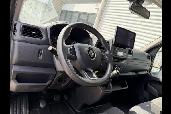 Renault Master T35 2.3 dCi 150pk L3H3 Energy Comfort / vaste prijs rijklaar € 21.950 ex btw / lease vanaf € 358 / ideaal voor camper ombouw / trekhaak / camera's rondom !