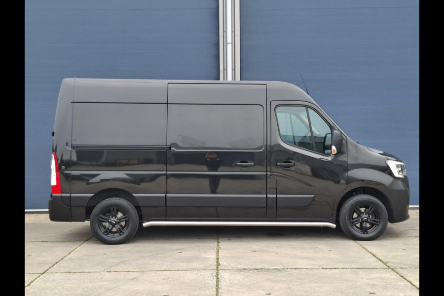 Renault Master T35 2.3 dCi 180 L2H2 Energy Work Edition AIRCO / CRUISE CONTROLE / NAVI / DEALER ONDERHOUDEN / TREKHAAK