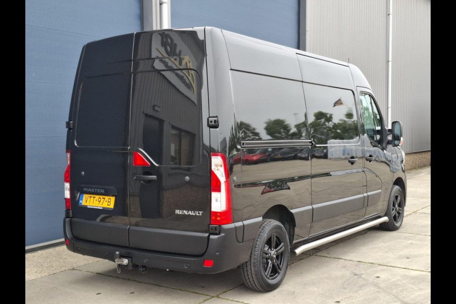 Renault Master T35 2.3 dCi 180 L2H2 Energy Work Edition AIRCO / CRUISE CONTROLE / NAVI / DEALER ONDERHOUDEN / TREKHAAK